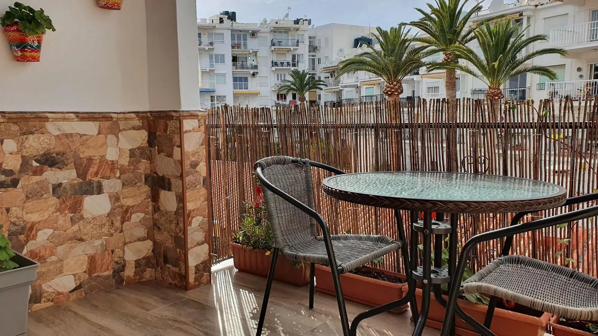 Apartment Wohnung In Nerja Mit Terrasse